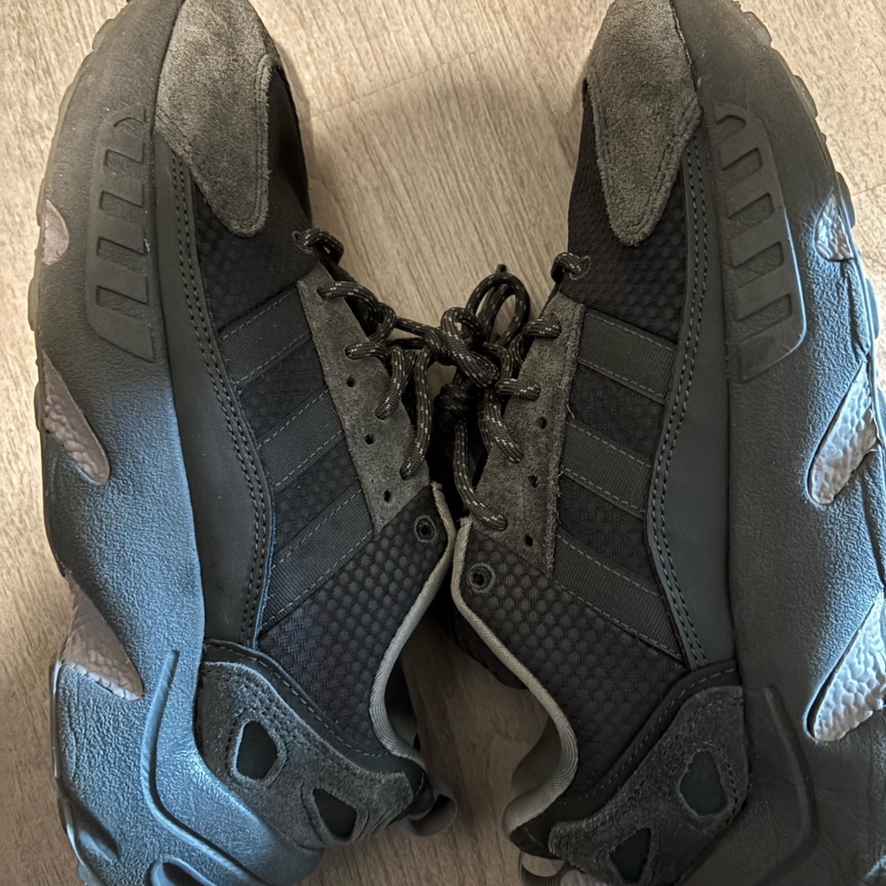 Adidas Gray and Black Sneakers ZX22